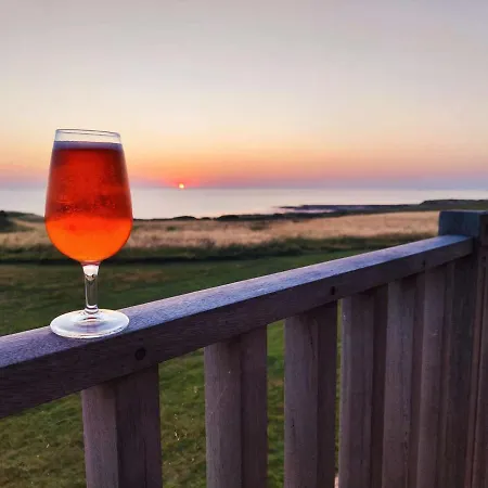 Avec Terrasse Et Parking Privatif, Proche Commerces - Fr-1-675-28 ヴィムルー